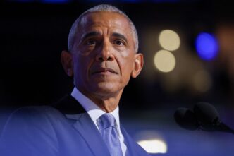 Barack Obama critica governo Trump — foto ilustrativa