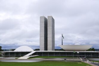 Prédio da Câmara dos Deputados em Brasília, local onde ocorrerá a votação do projeto que equipara facções a terrorismo.