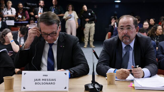 Mauro Cid pena golpe STF — foto ilustrativa