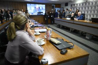 Senador Fabiano Contarato, eleito presidente da CPI do Crime Organizado em votação apertada.