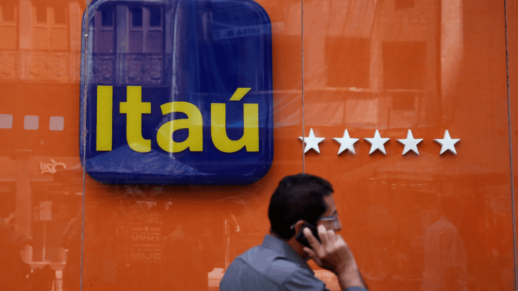 Itaú ITUB4 lucro 3º trimestre — foto ilustrativa