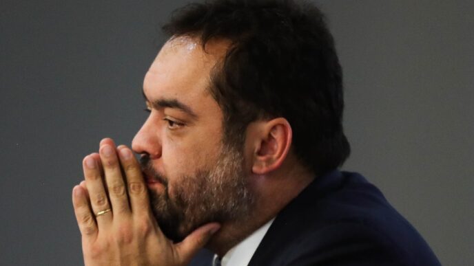 cassação mandato Cláudio Castro — foto ilustrativa