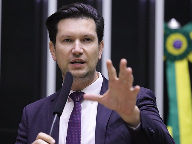 sapatênisfobia Câmara — foto ilustrativa