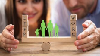 Famílias e empresas bem-estar trabalho — foto ilustrativa