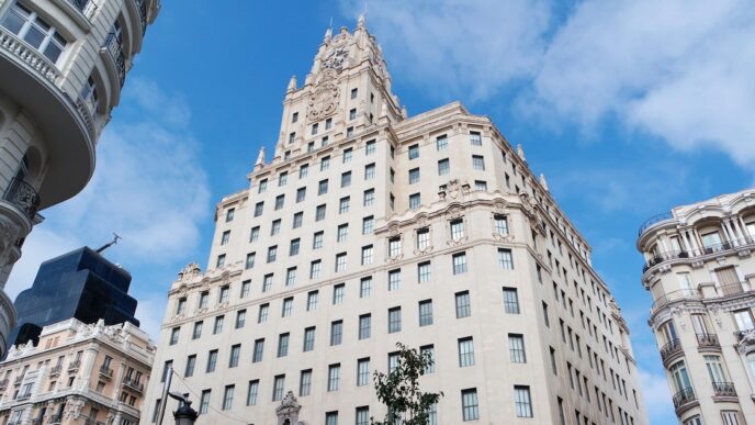 Telefónica vende edifício Madri — foto ilustrativa