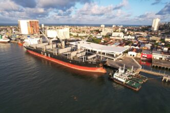 Exportações para EUA caem 38% com tarifaço — foto ilustrativa