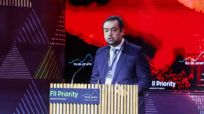 Alexandre de Moraes e Cláudio Castro em reunião sobre megaoperação no Rio de Janeiro.