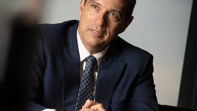 Roberto Campos Neto, ex-presidente do Banco Central, em foto oficial.