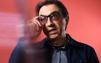 Especialistas debatem equiparação de facções a terroristas em Brasília, alertando para riscos à economia e soberania.