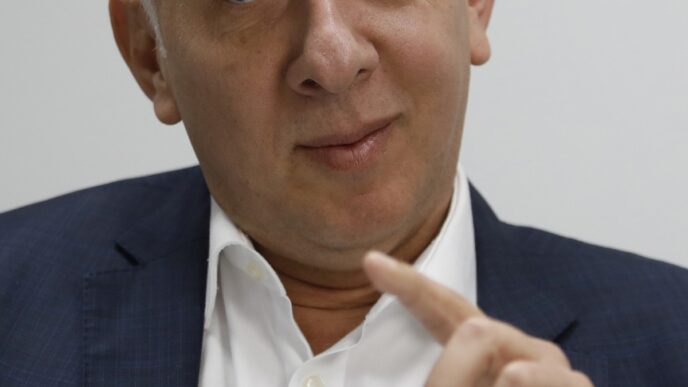 Deputado Aguinaldo Ribeiro, relator do projeto de regulamentação da Inteligência Artificial no Brasil.