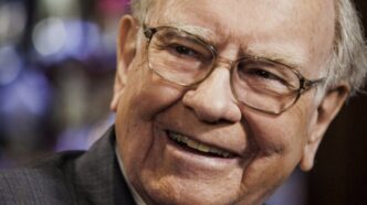 Berkshire Hathaway caixa e lucros — foto ilustrativa