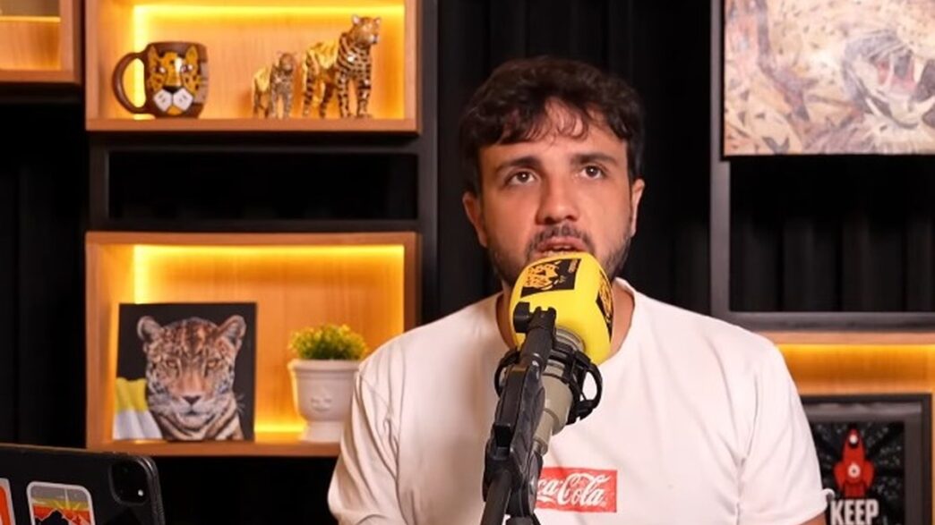 Renan Santos, coordenador nacional do MBL e presidente do novo partido Missão, em evento político.