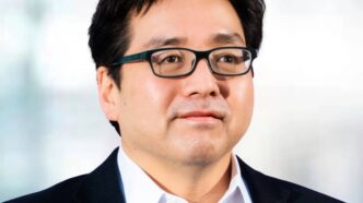 Bitcoin e Ethereum — foto ilustrativa