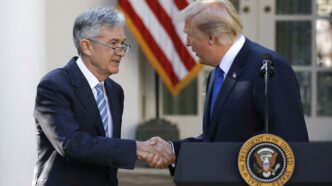 Trump ofensiva Fed — foto ilustrativa