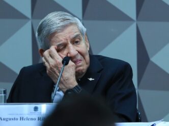 Augusto Heleno notificação presencial — foto ilustrativa