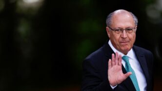 Representantes do governo brasileiro discutem termos do acordo comercial com o bloco europeu.