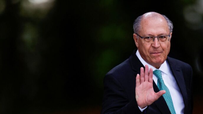 Representantes do governo brasileiro discutem termos do acordo comercial com o bloco europeu.