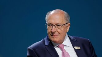 Geraldo Alckmin em visita a unidade fabril da Unipar em Cubatão.