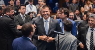 Alerj aciona STF para que Douglas Ruas assuma governo interino do Rio em contexto de Política Econômica