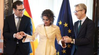 Arcadi España, novo ministro da Fazenda da Espanha, em evento oficial.
