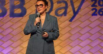 CEO do Banco do Brasil discute estratégias para 2026 em evento com investidores.