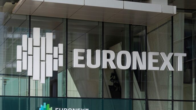 Painel de negociações exibindo queda nos principais índices europeus.