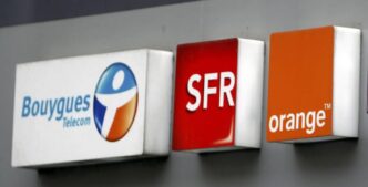 Logotipos das operadoras Bouygues, Orange e Iliad em contexto de fusão corporativa.