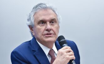 Ronaldo Caiado em agenda política no estado de Minas Gerais.