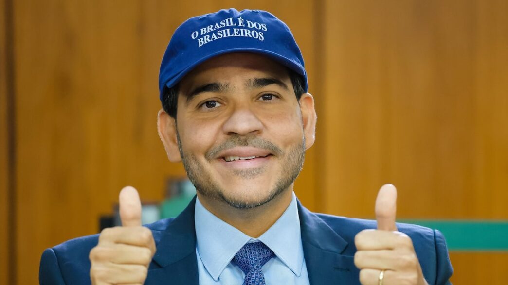 CCJ do Senado remarca sabatina de Jorge Messias para o dia 29 em contexto de Política Econômica