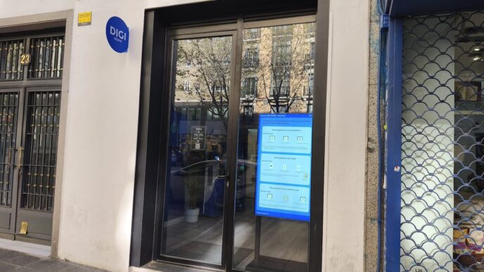 Fachada da sede da EUIPO em Alicante, Espanha.