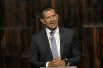 Douglas Ruas, presidente da Alerj, em sessão legislativa.