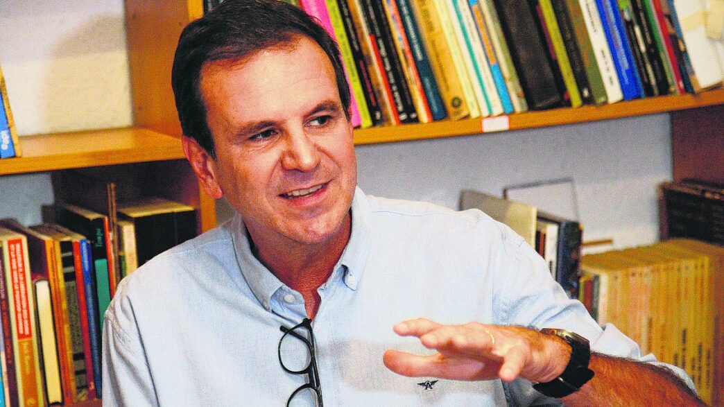 Eduardo Paes e Douglas Ruas em debate sobre a crise institucional no Rio de Janeiro.