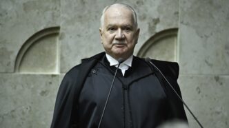 Fachin alerta que atuação política de magistrados compromete a confiança no Judiciário em contexto de Finanças do Brasil