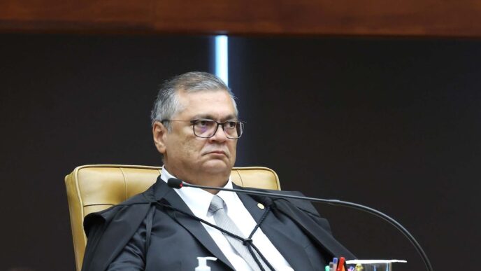 Ministro Flávio Dino em sessão no Supremo Tribunal Federal.