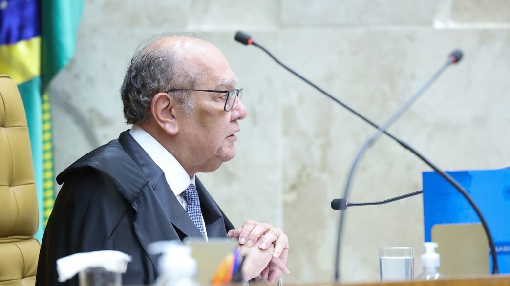 Ministro Gilmar Mendes durante entrevista sobre decisões do STF.