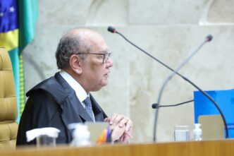 Ministro Gilmar Mendes durante entrevista sobre decisões do STF.