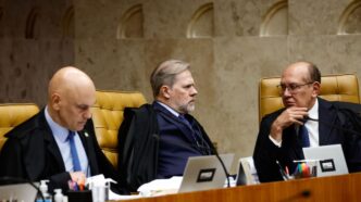 Ministro Gilmar Mendes durante sessão no Supremo Tribunal Federal.