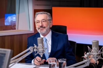 Ministro Márcio Elias Rosa durante entrevista sobre mineração