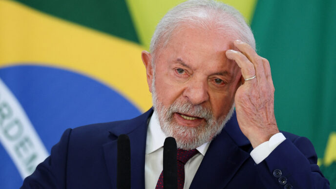 Governo e Câmara discutem possível revogação da "taxa das blusinhas" em contexto de Finanças do Brasil