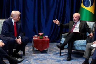 Presidente Lula e autoridades discutem medidas de reciprocidade diplomática.