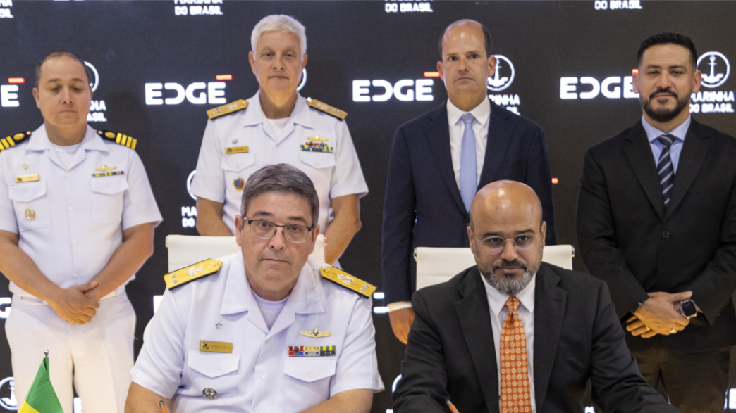 Instalações industriais do Grupo Edge em Abu Dhabi, referência para a nova unidade de produção no Brasil.