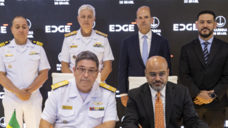 Instalações industriais do Grupo Edge em Abu Dhabi, referência para a nova unidade de produção no Brasil.