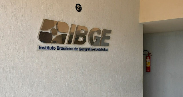Representação gráfica da diferença populacional entre homens e mulheres no Brasil.