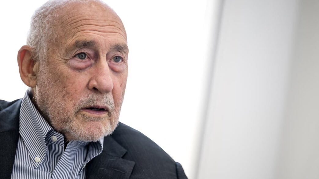 Joseph Stiglitz, economista Nobel, discutindo desigualdade e política econômica.