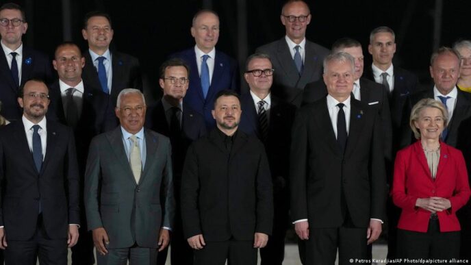 Líderes da União Europeia reunidos em cúpula no Chipre para discutir economia e segurança.