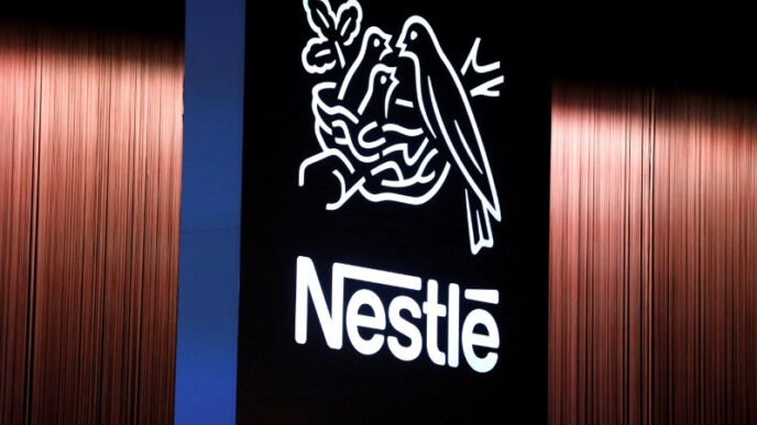 Nestlé supera expectativas no 1º trimestre enquanto economia global enfrenta tensões em contexto de Finanças do Brasil