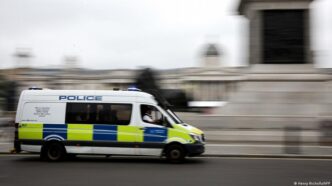 Polícia britânica investiga local de ataque em Londres