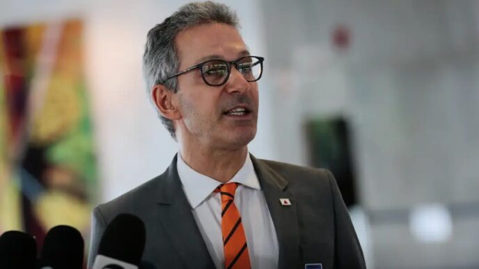 Governador Romeu Zema em entrevista comentando sobre o Supremo Tribunal Federal.