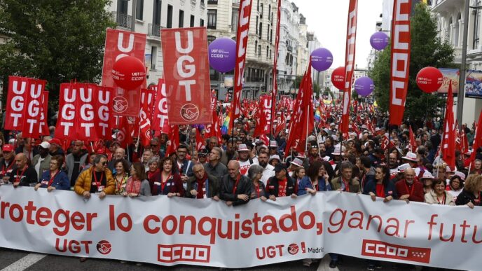 Líderes sindicais durante anúncio de mobilizações para o Primeiro de Maio na Espanha.