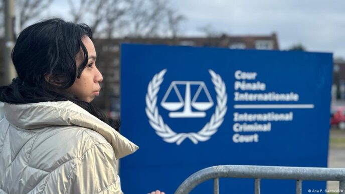 Rodrigo Duterte em audiência no Tribunal Penal Internacional